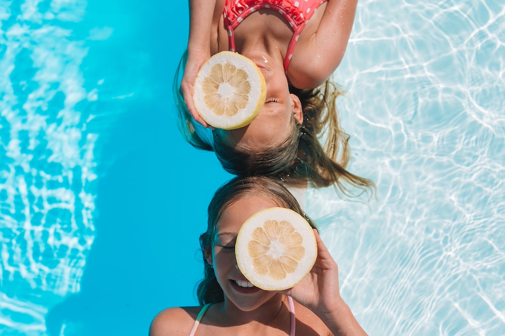 Volet protection piscine : sécurité et esthétique au rendez-vous